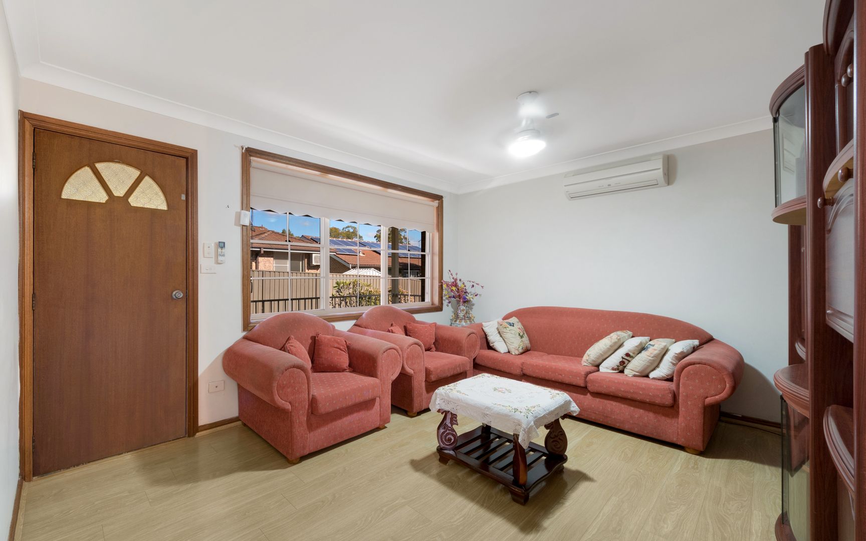 2/4 Bensley Road, Macquarie Fields NSW 2564, Image 1