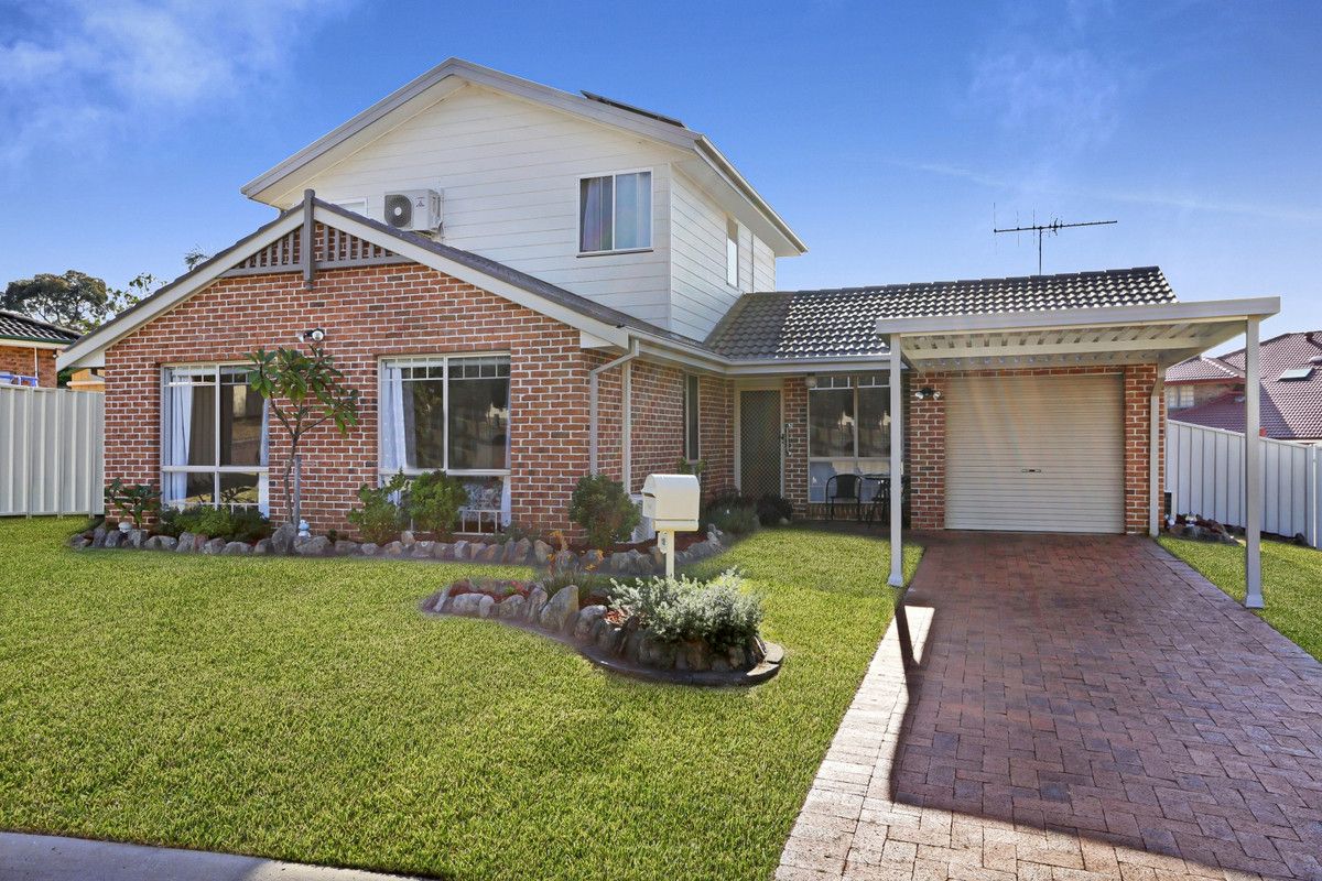 18 Harwood Place, St Helens Park NSW 2560, Image 1