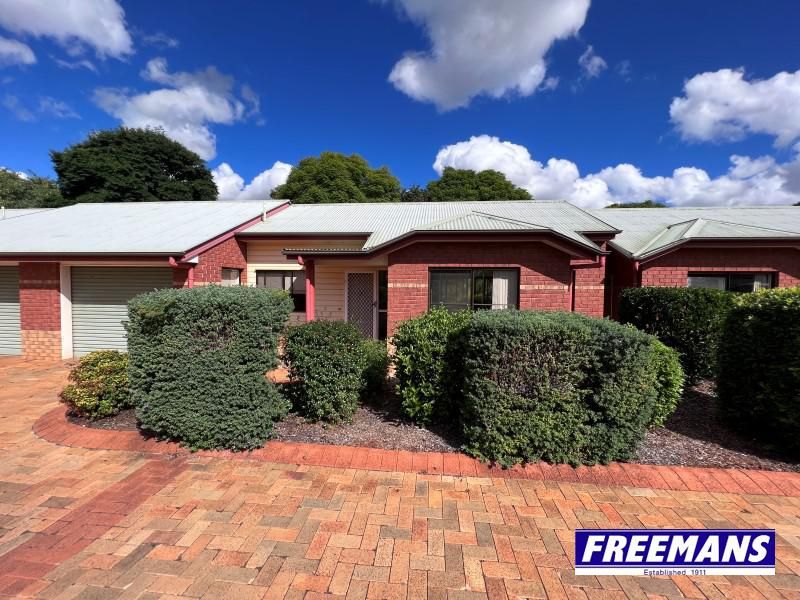 2 bedrooms Apartment / Unit / Flat in 2/32-34 Tessmanns Road KINGAROY QLD, 4610