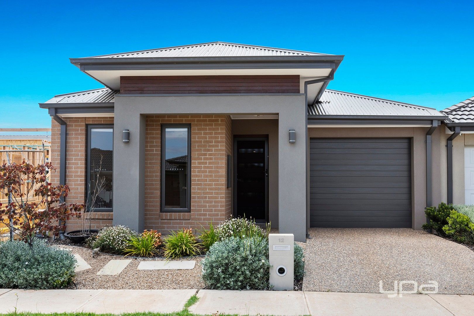 3 bedrooms House in 12 Akram Way ROCKBANK VIC, 3335