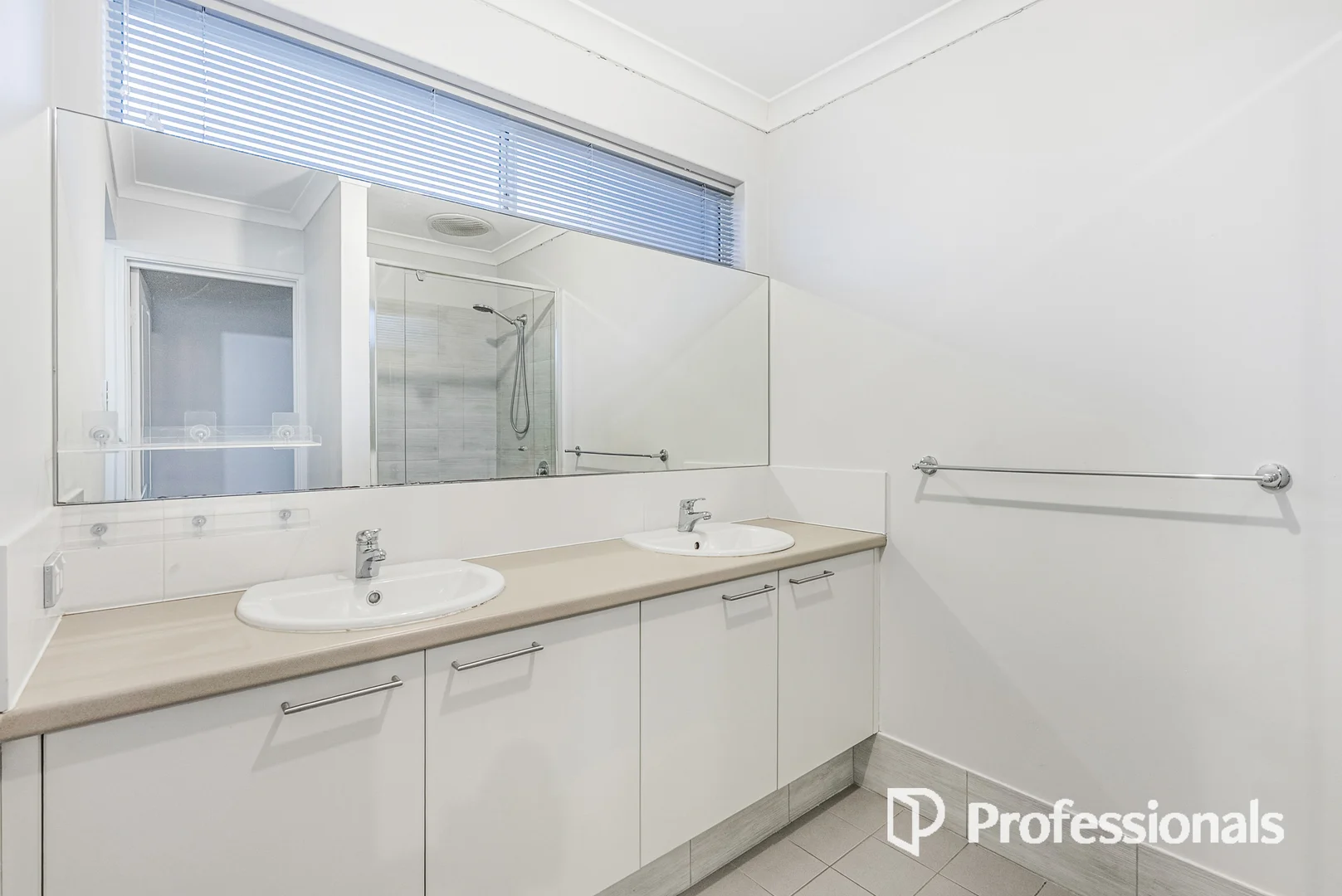 Additional image 16 of 3 Braddock Lane, Caversham WA 6055