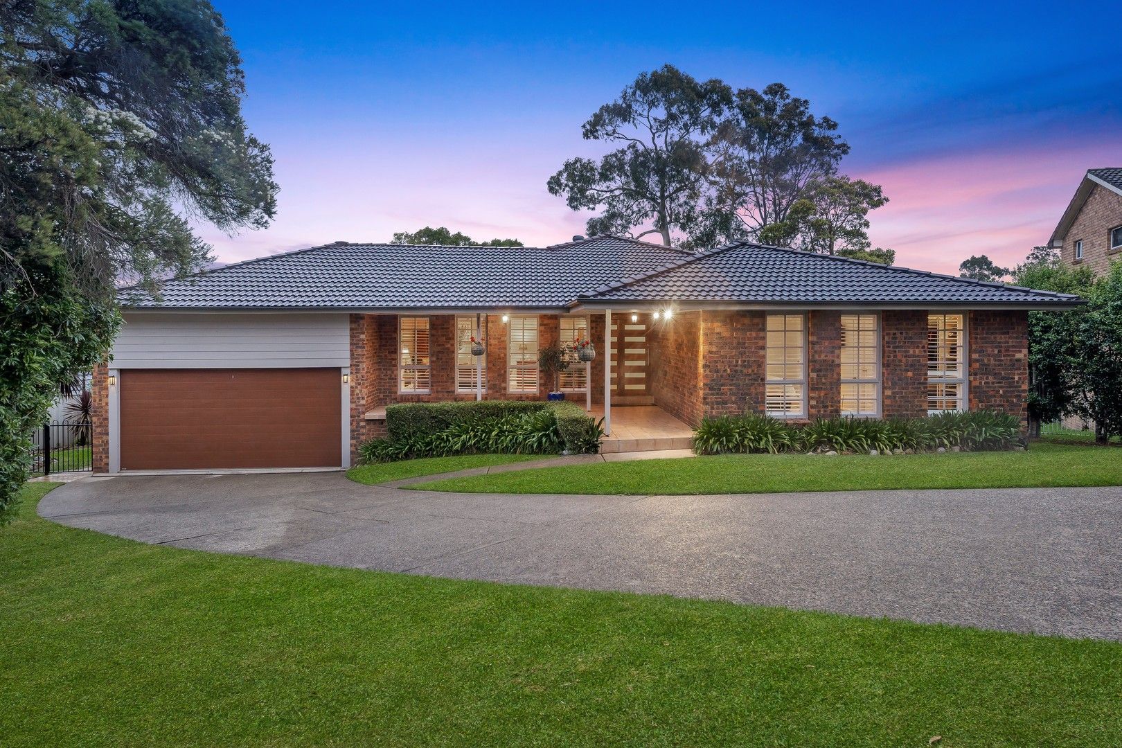 5 bedrooms House in 5 Duer Place CHERRYBROOK NSW, 2126
