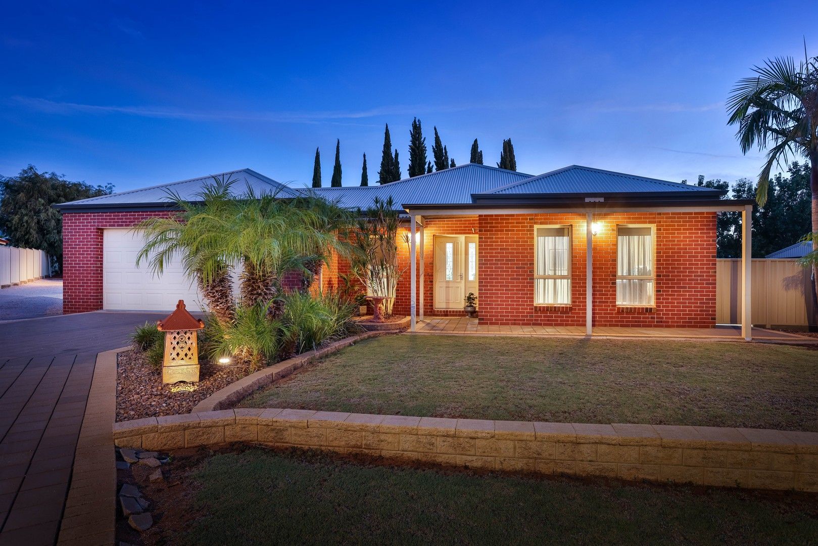 8 Robert Court, Gol Gol NSW 2738, Image 0