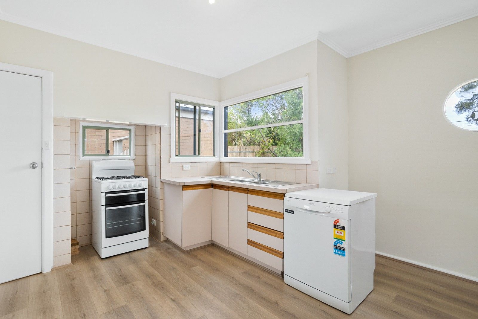 Rye VIC 3941 2 beds house for Rent, 480 16303924 Domain