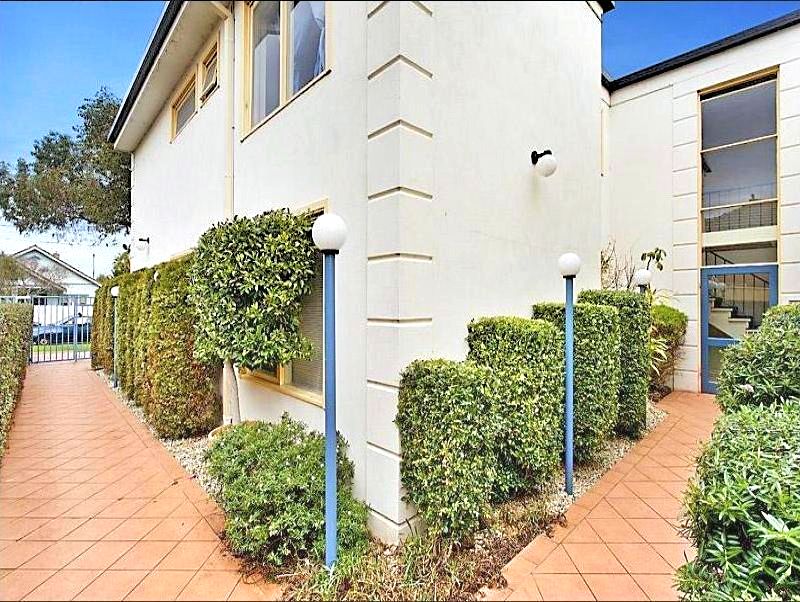 2 bedrooms Apartment / Unit / Flat in 8/94 Shaftesbury Parade THORNBURY VIC, 3071