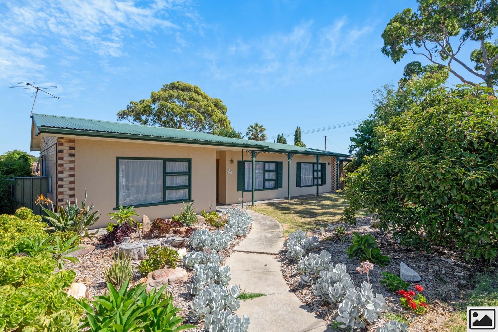 24 Laffers Crescent, Reynella SA 5161