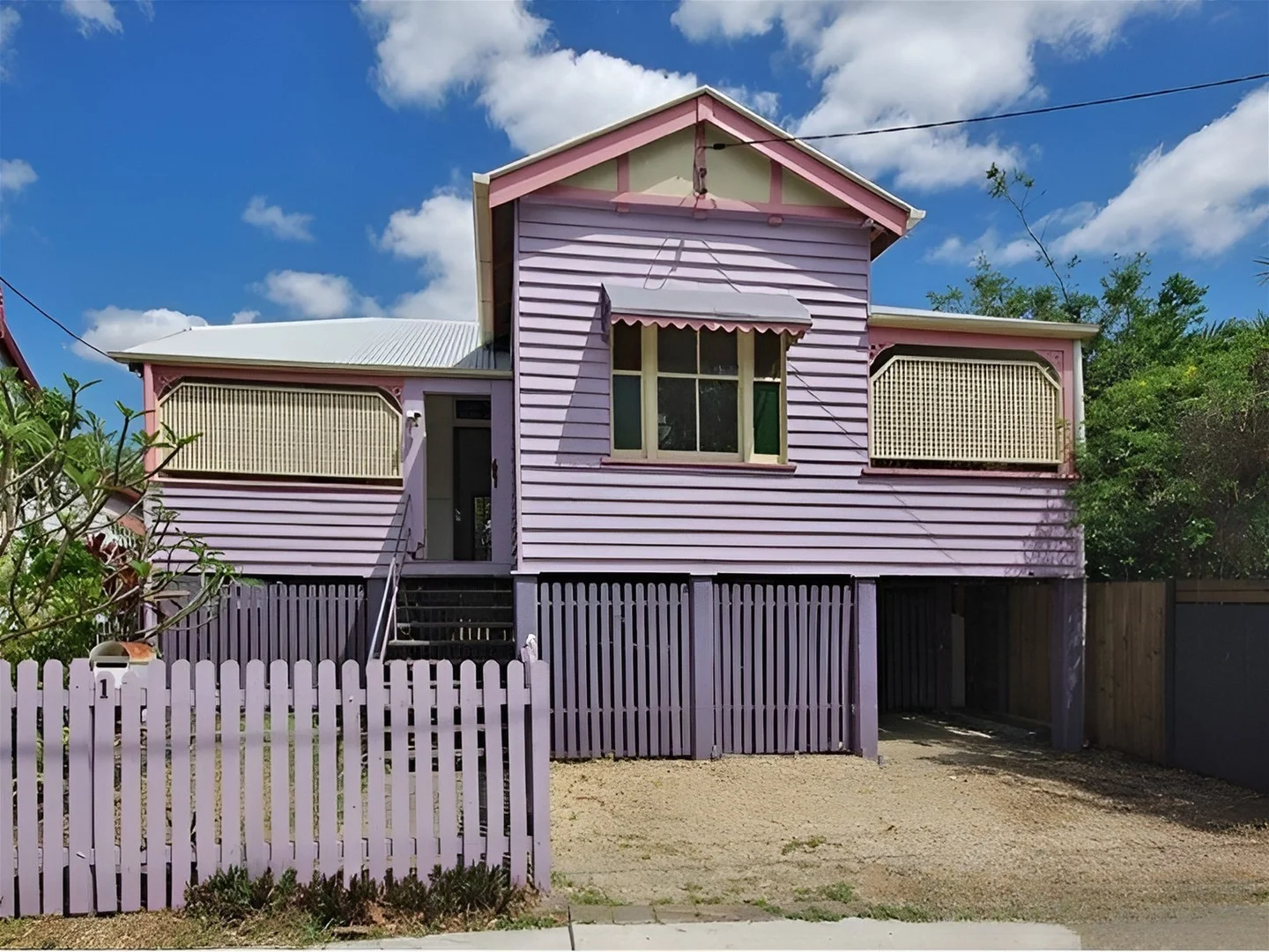 1 Sword Street, Woolloongabba QLD 4102