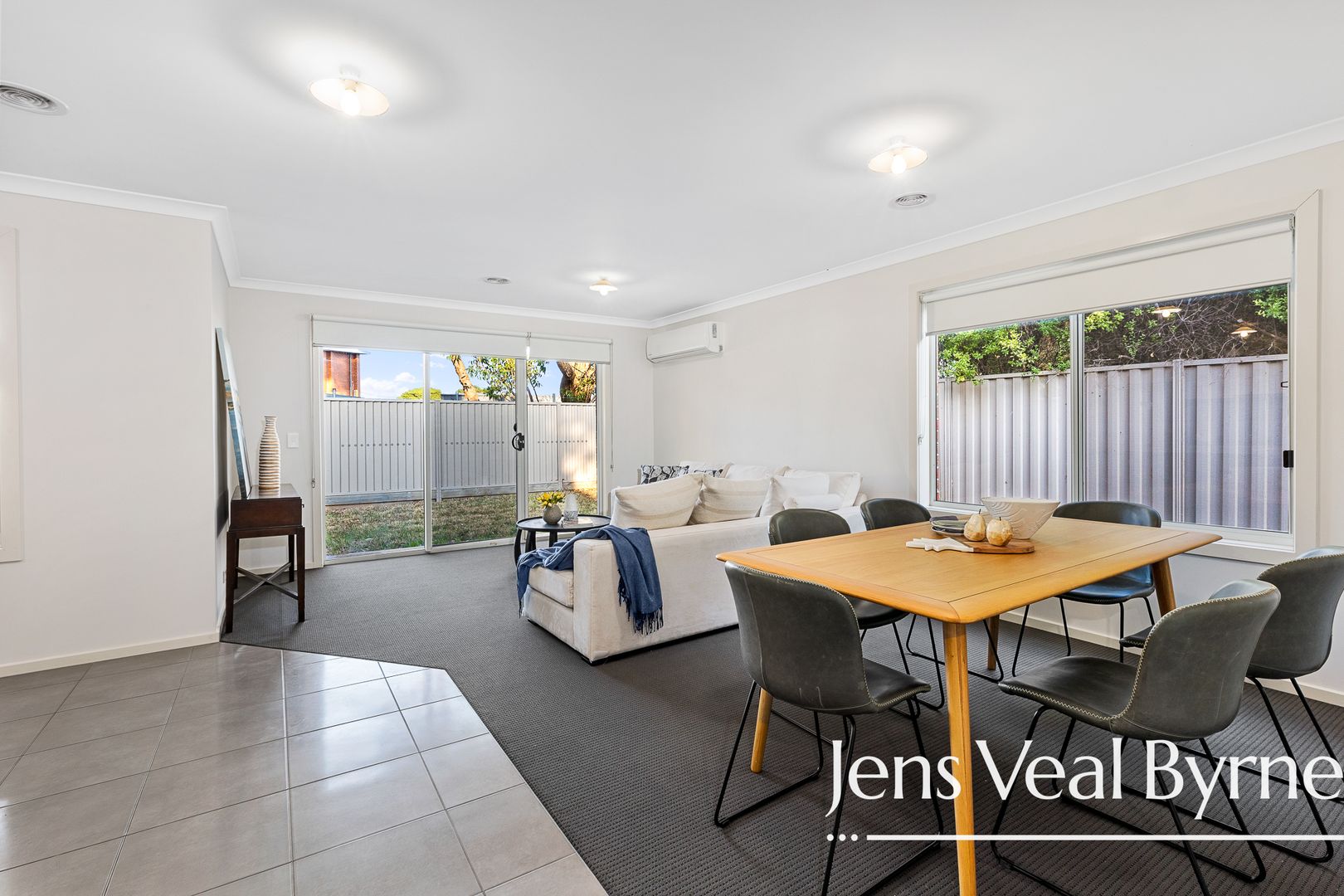 10/9 Burnett Street, Sebastopol VIC 3356, Image 2