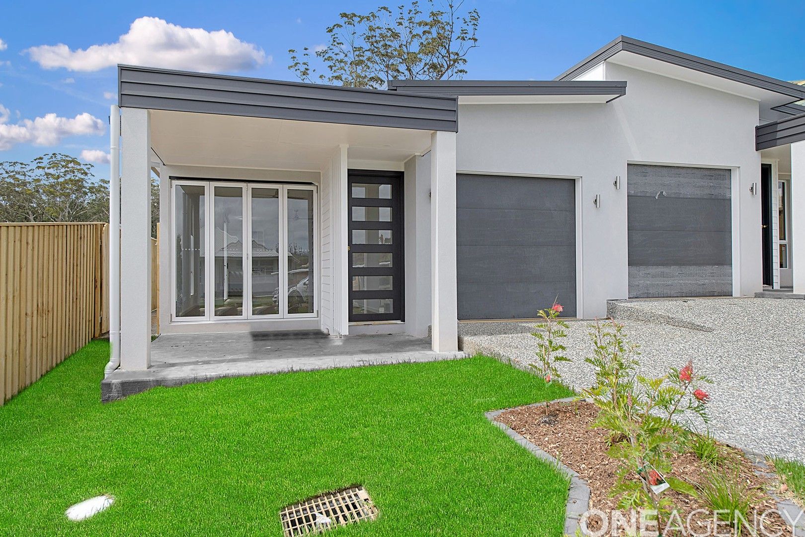 3 bedrooms Semi-Detached in 12B Octagonal Rise PORT MACQUARIE NSW, 2444