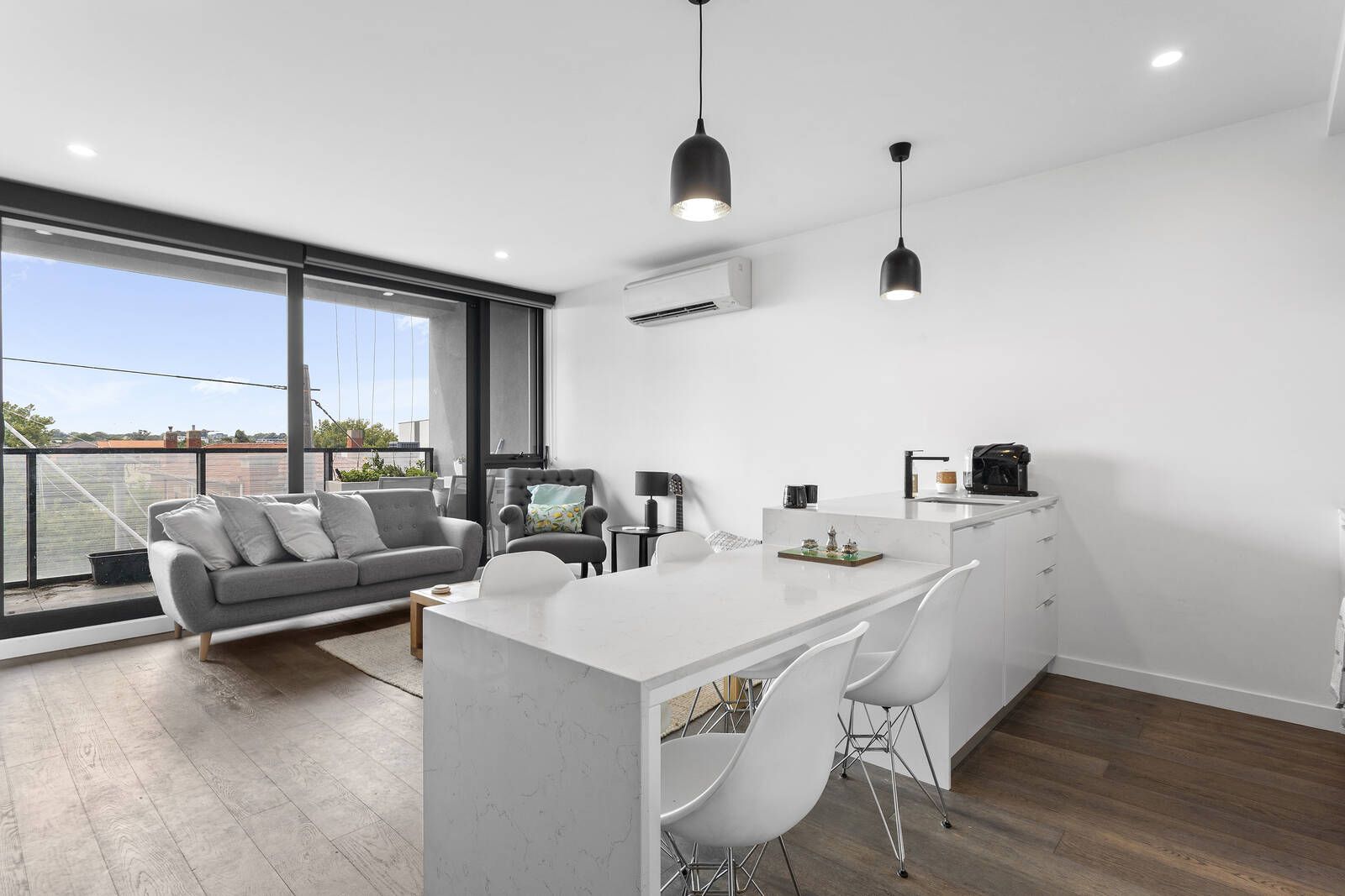 209/67B Poath Road, Murrumbeena VIC 3163, Image 1