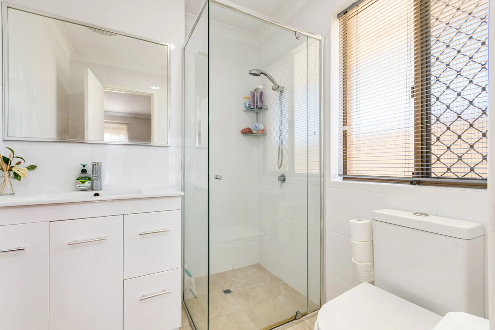 Additional image 13 of 30 Elliot Rd, Hocking WA 6065