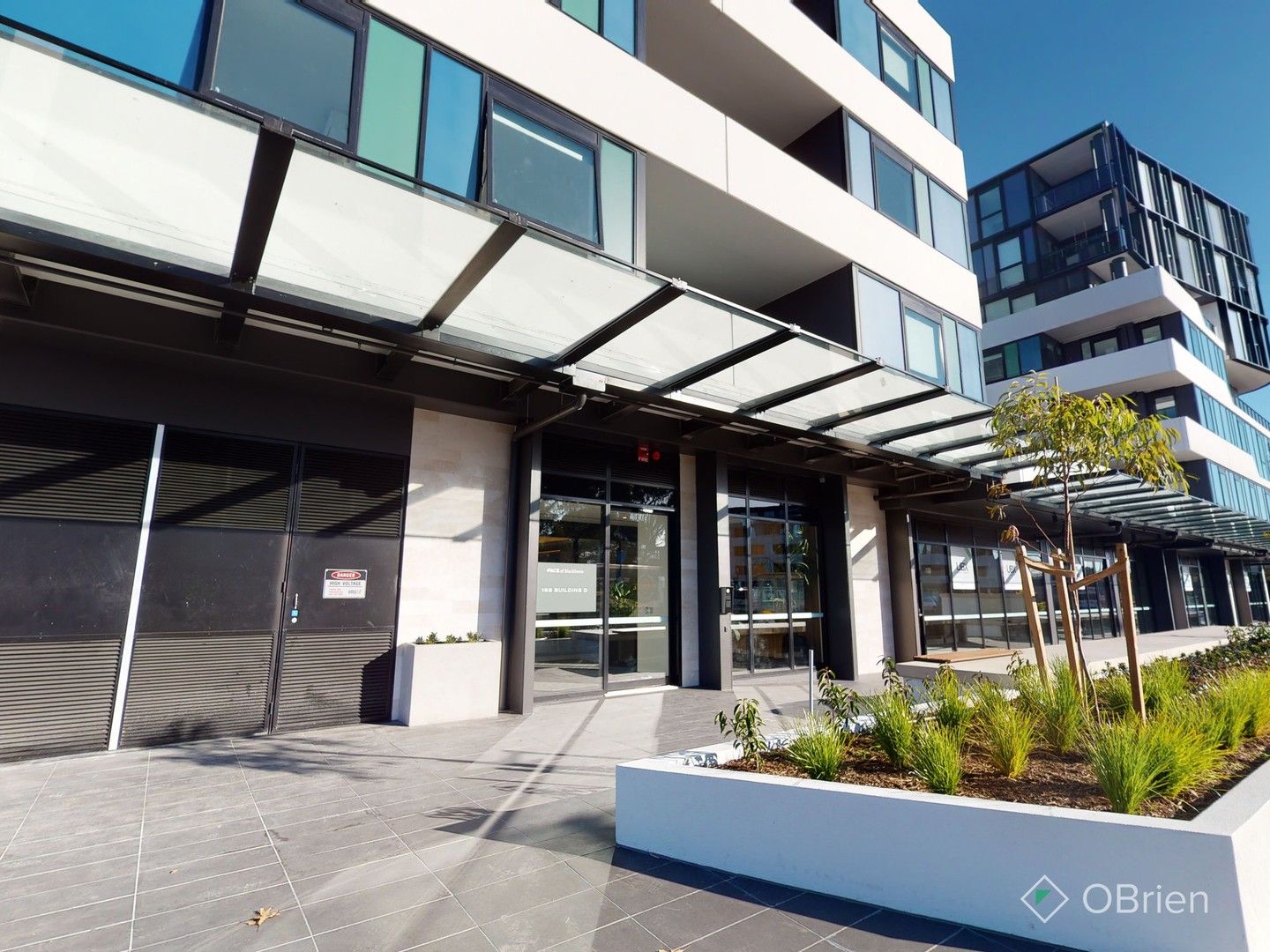 2 bedrooms Apartment / Unit / Flat in 404d/168 Whitehorse Road BLACKBURN VIC, 3130