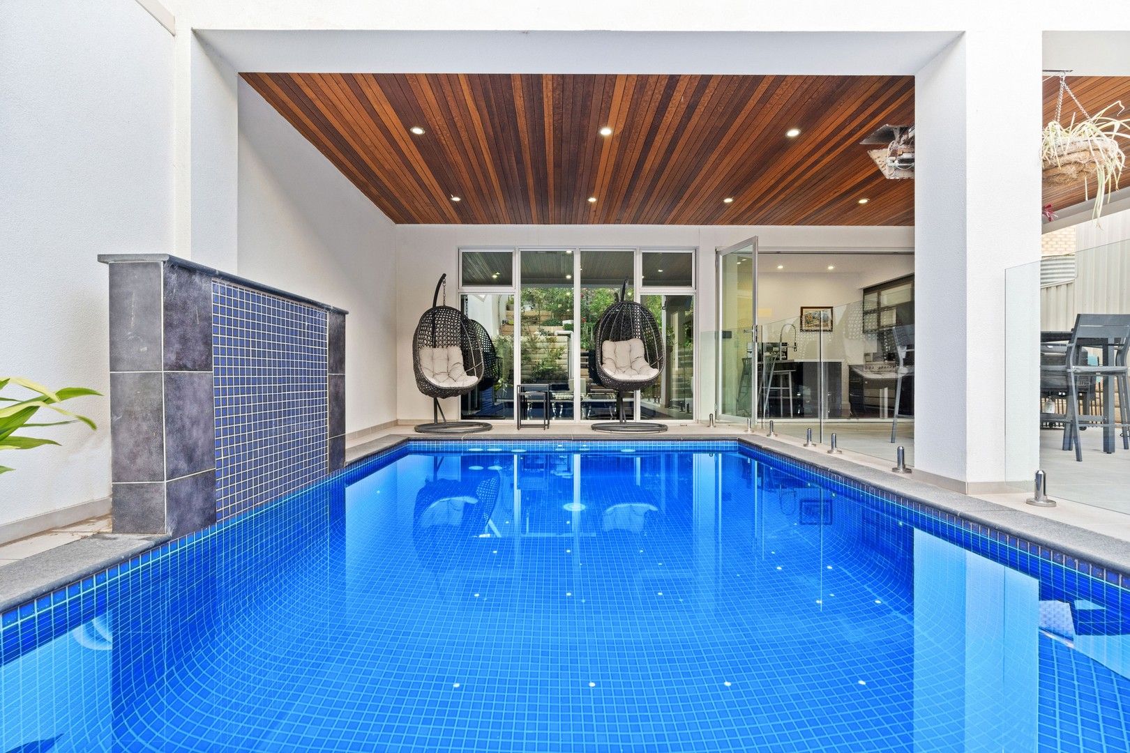 5 bedrooms House in 81 Military Road TENNYSON SA, 5022