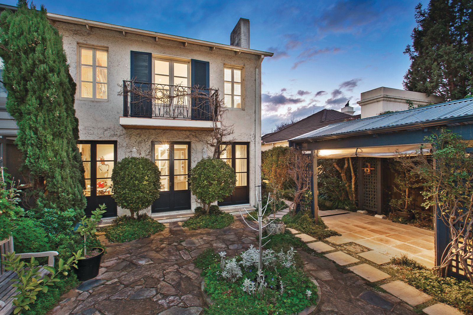 16 Cole Court, Toorak VIC 3142, Image 0