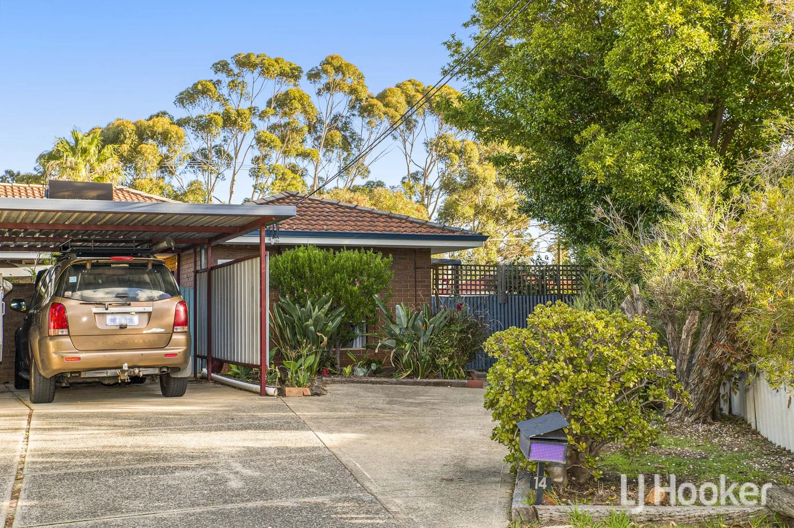 14 Newton Court, Armadale WA 6112