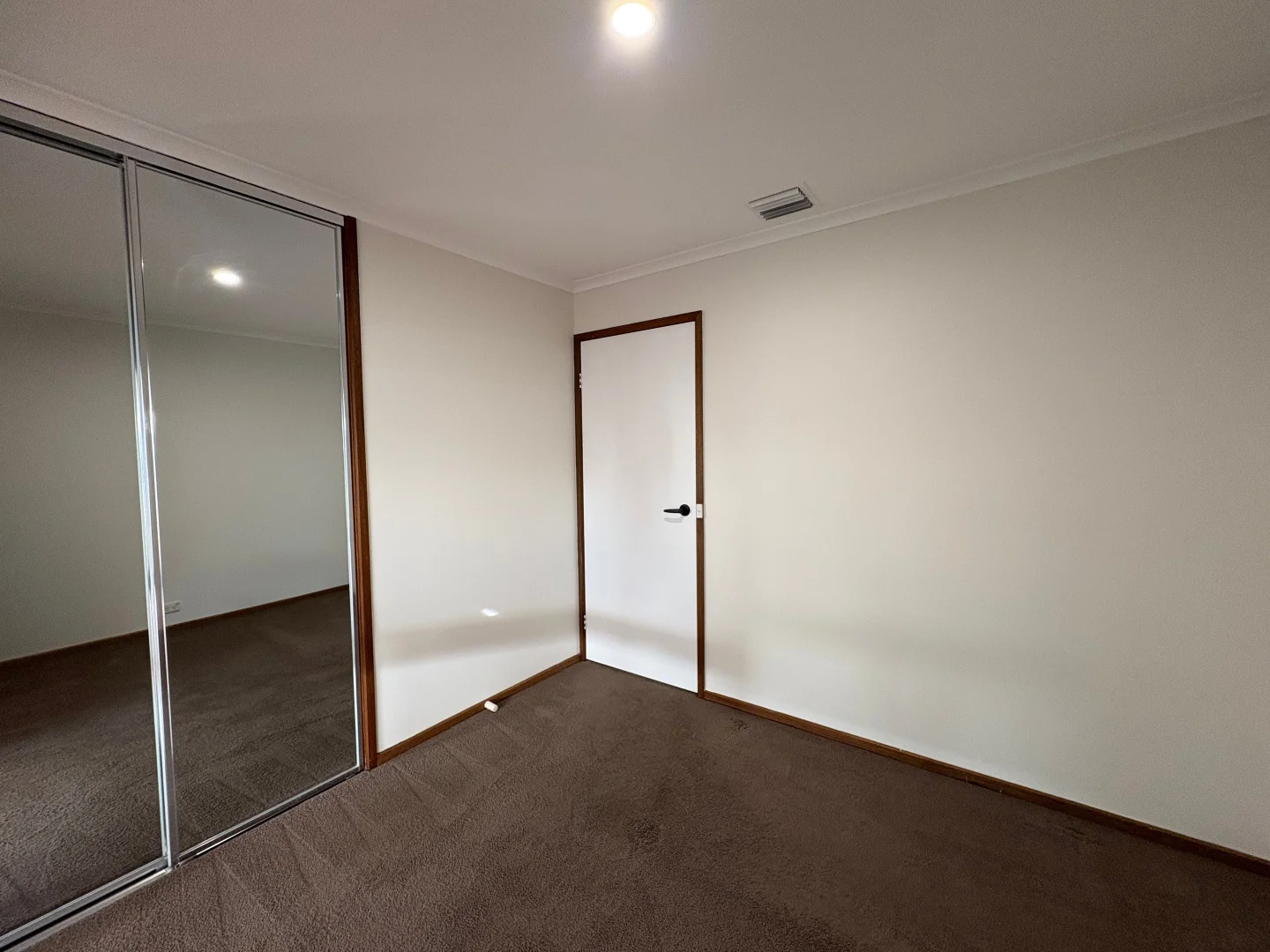 Additional image 13 of 384 Melrose Drive, Tullamarine VIC 3043