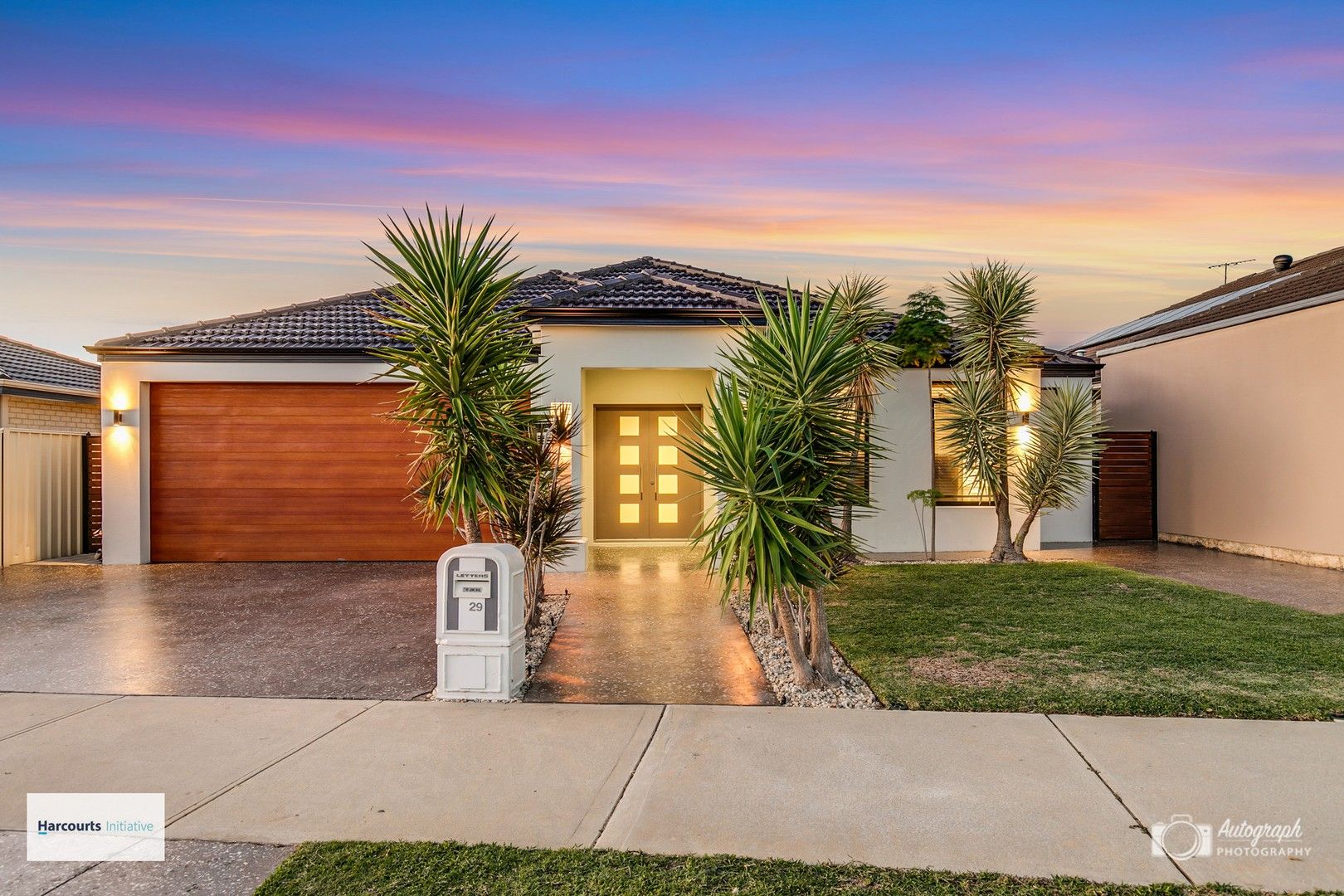 4 bedrooms House in 29 Pando Crescent LANDSDALE WA, 6065