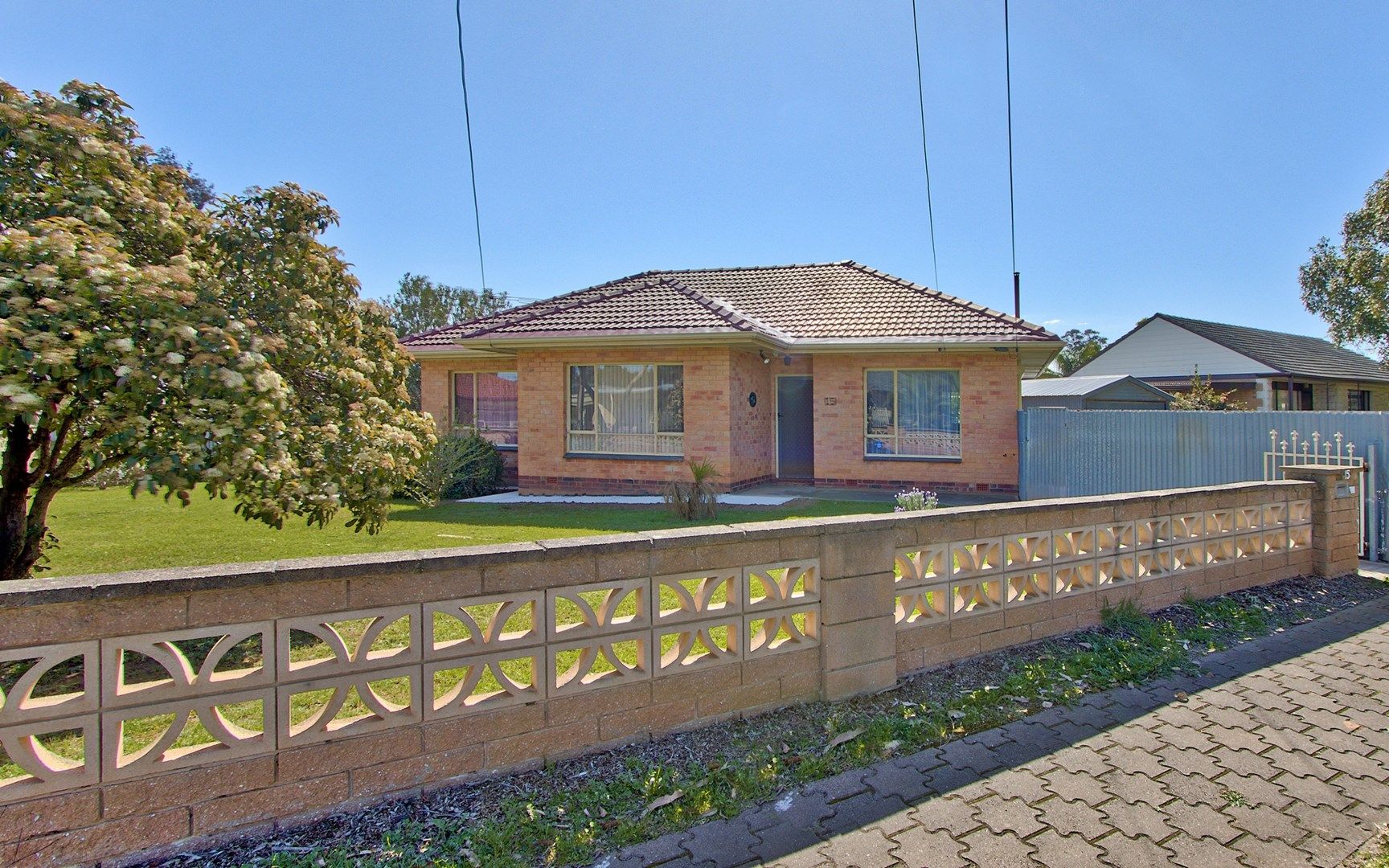 15 Hugh Avenue, Para Hills West SA 5096, Image 1