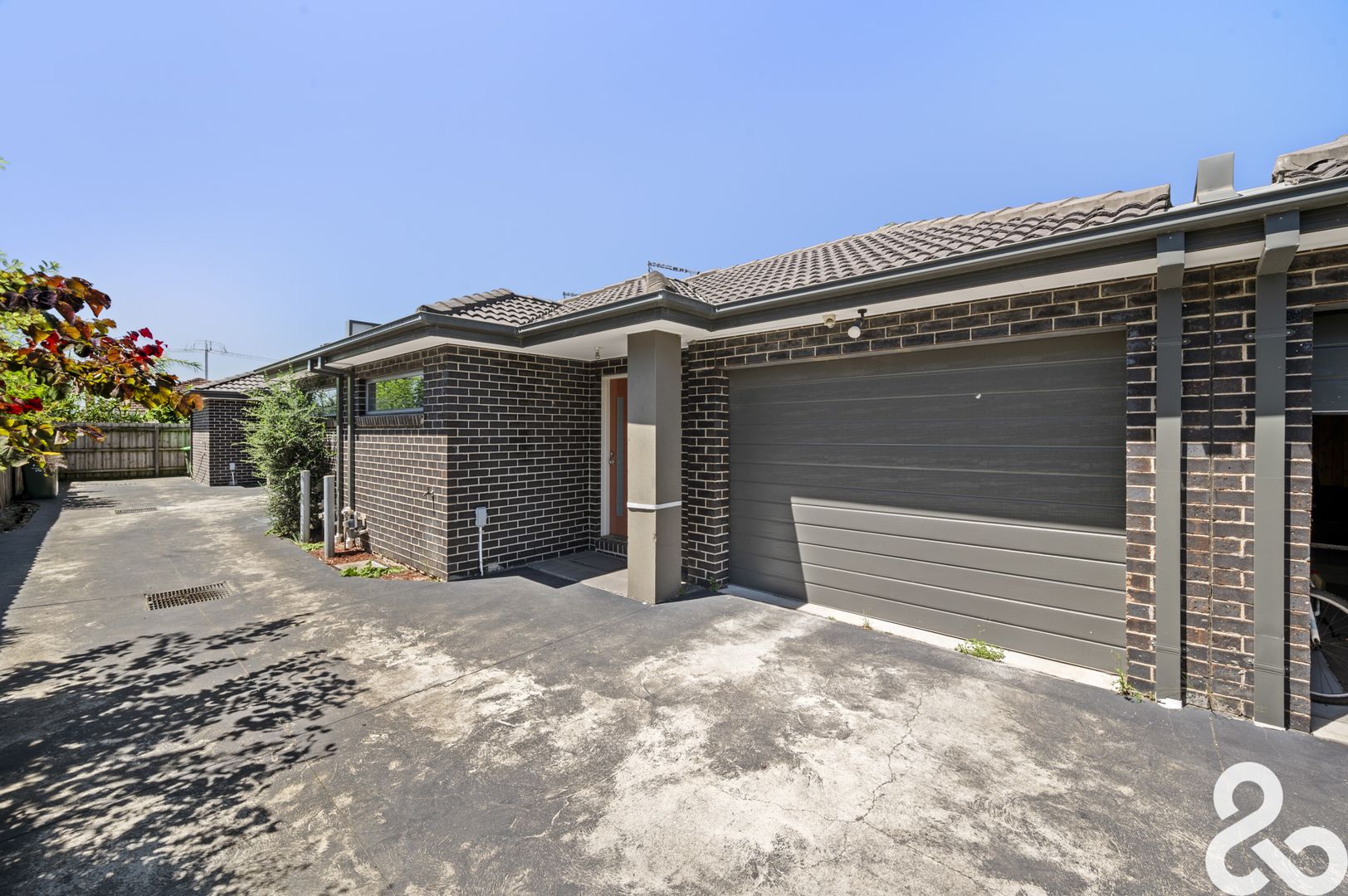 2/102 Alexander Avenue, Thomastown VIC 3074, Image 1