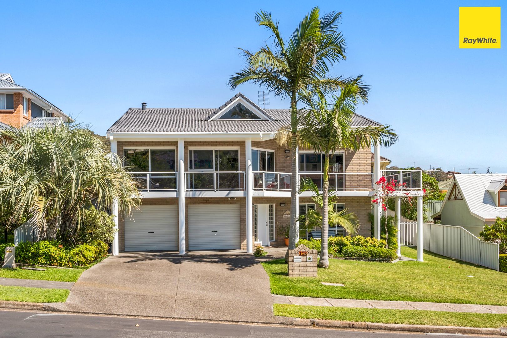 198 Caves Beach Road, Caves Beach Property History & Address Research
