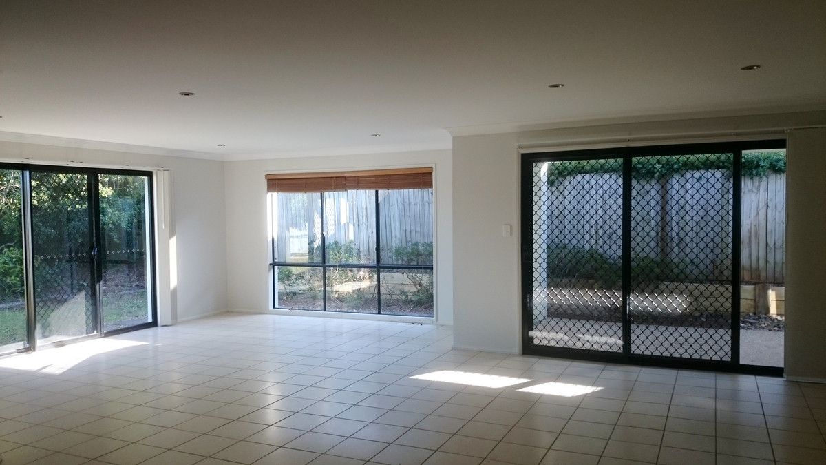 25 Maddens Cre, Peregian Springs QLD 4573, Image 2