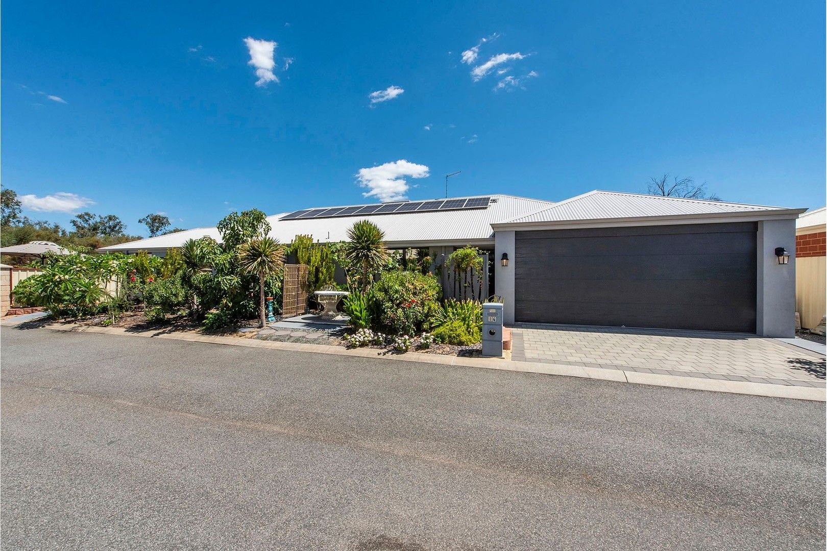 3 bedrooms Apartment / Unit / Flat in 14/18 Banksia Mews SOUTH YUNDERUP WA, 6208