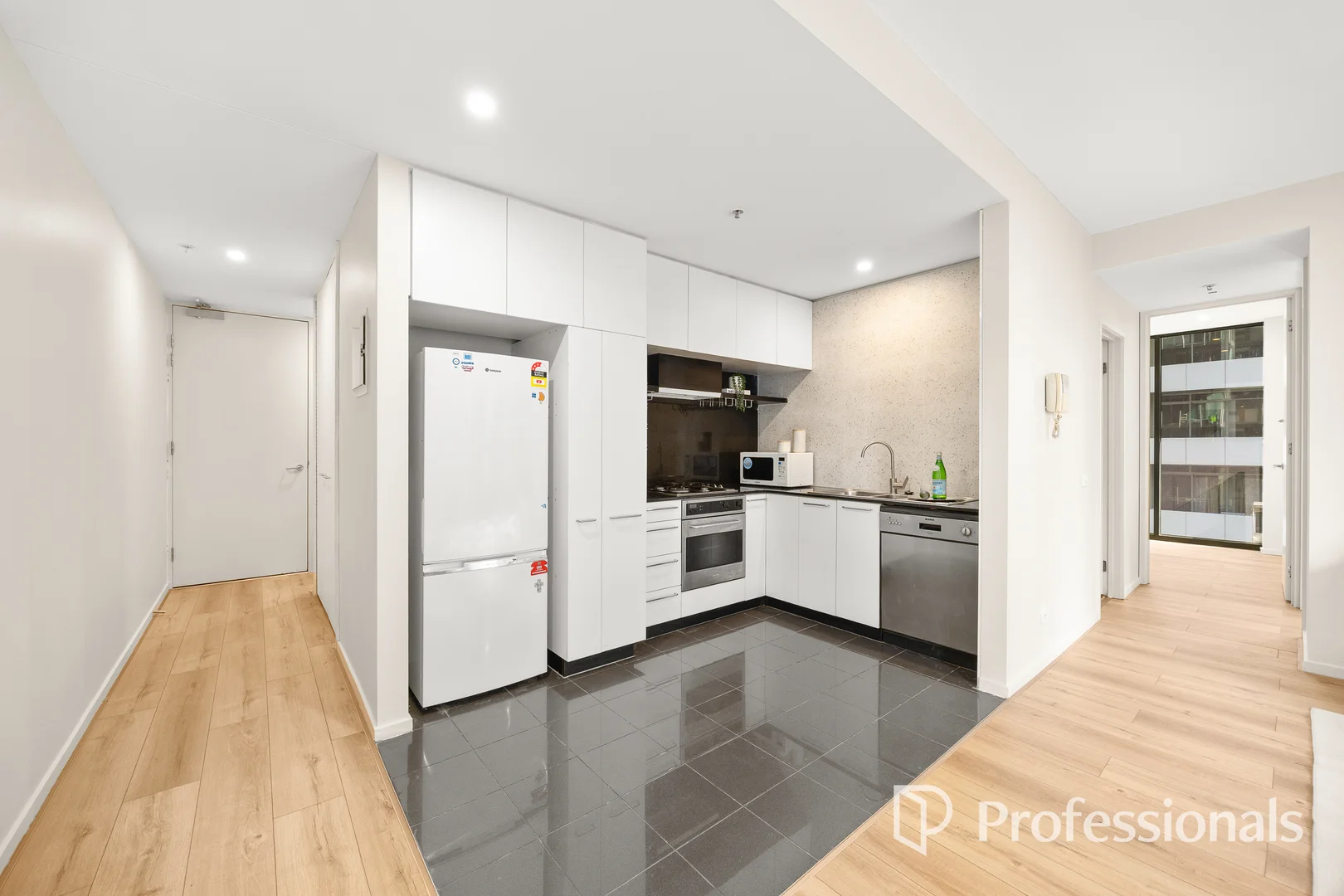 Additional image 10 of 1106/28 Wills Street, Melbourne VIC 3000
