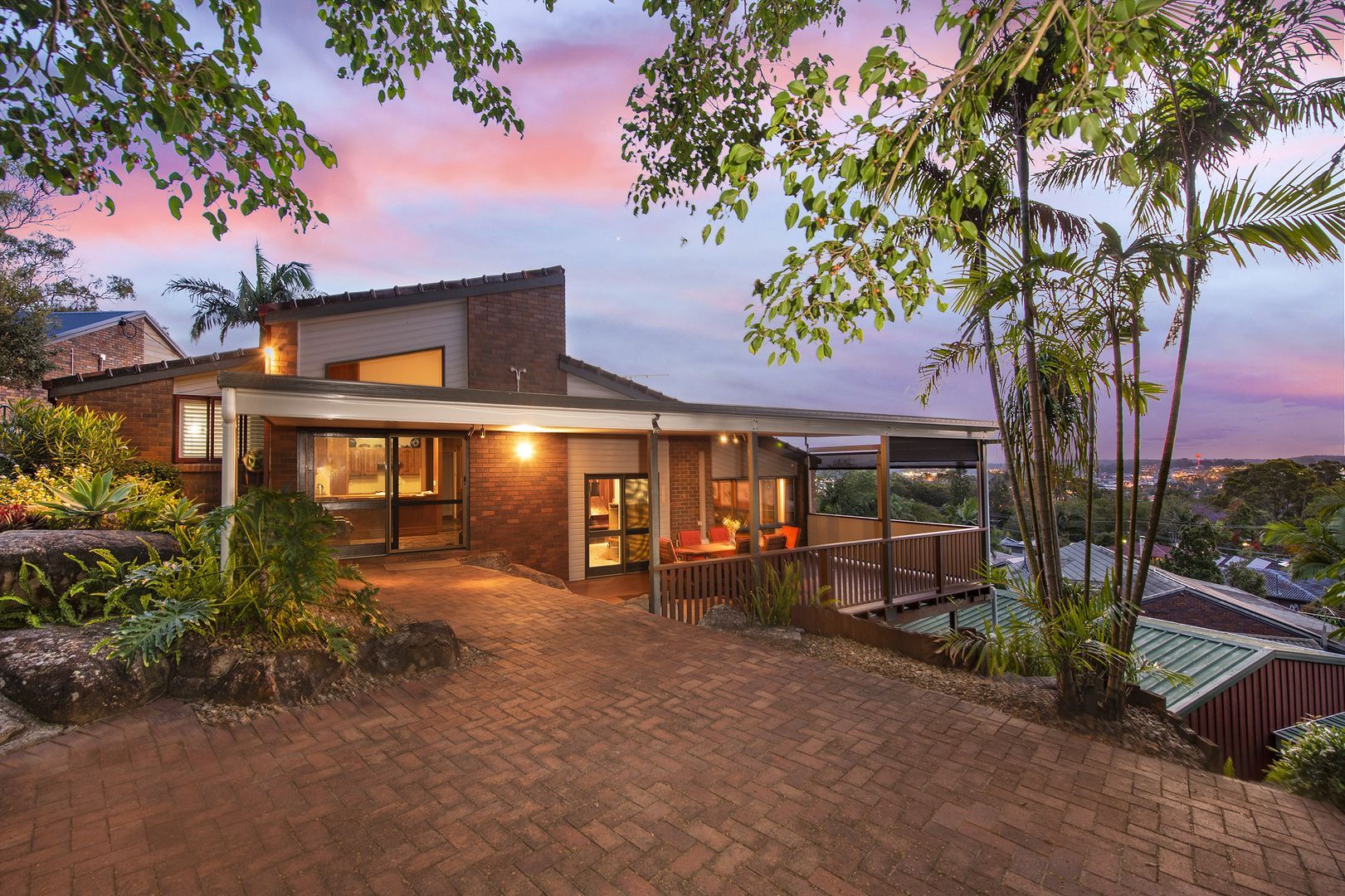 4 bedrooms House in 5 McCormack Court ROCHEDALE SOUTH QLD, 4123