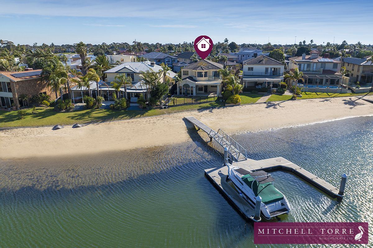 4 bedrooms House in 9 Lagoon Place PATTERSON LAKES VIC, 3197