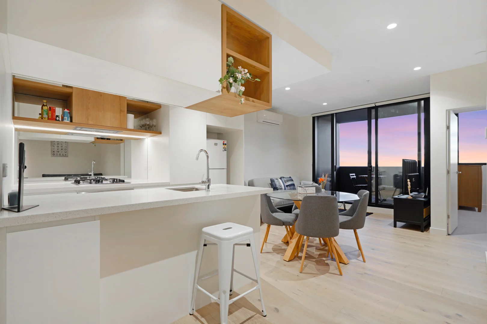 Additional image 2 of 1911/259 Normanby Road, South Melbourne VIC 3205