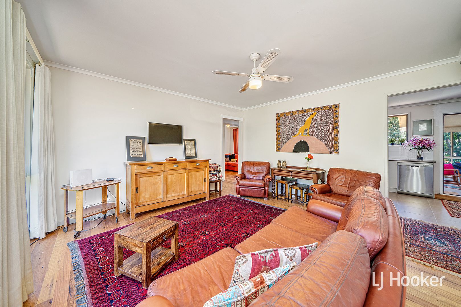 18 Moorehead Place, Latham ACT 2615, Image 2