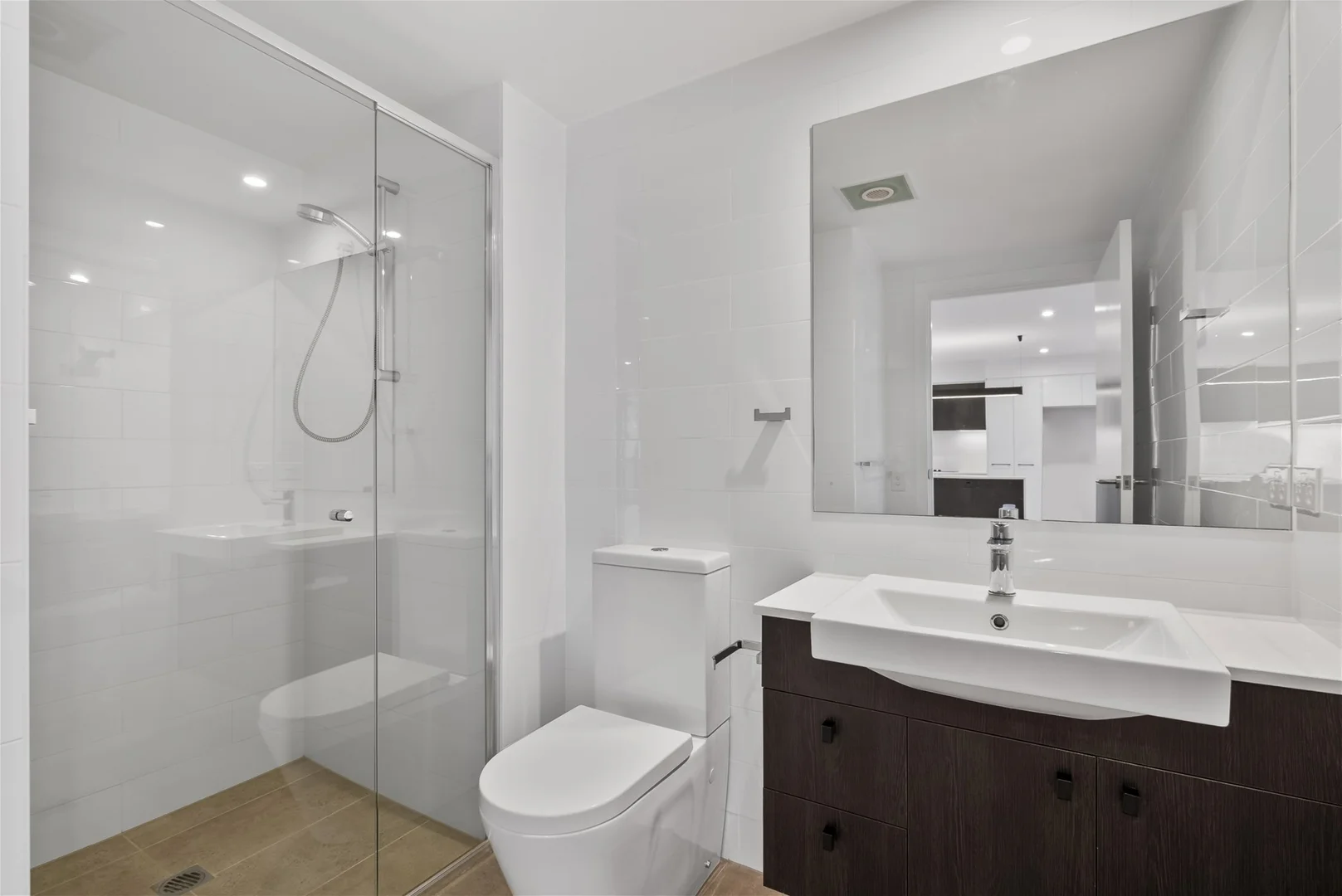 Additional image 8 of 202/40 Donaldson Street, Greenslopes QLD 4120