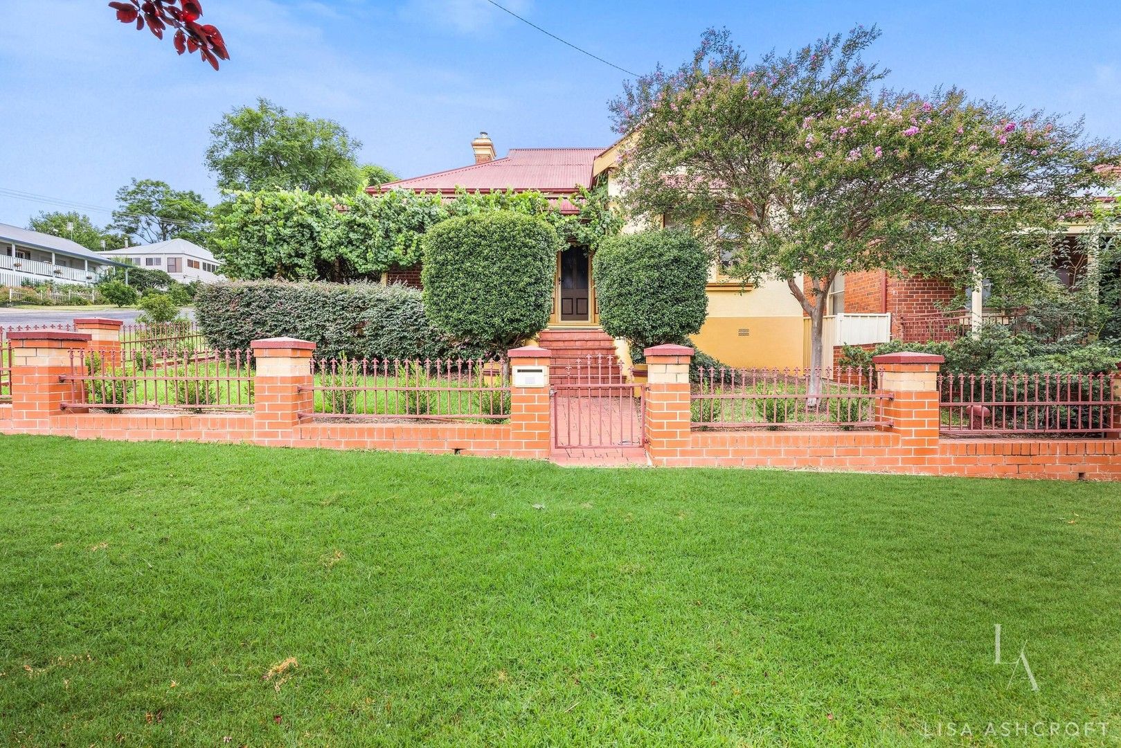 42 Carthage Street, North Tamworth NSW 2340, Image 0