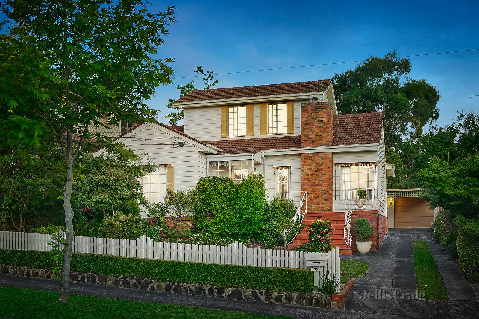 33 Newton Street, Surrey Hills VIC 3127, Image 1