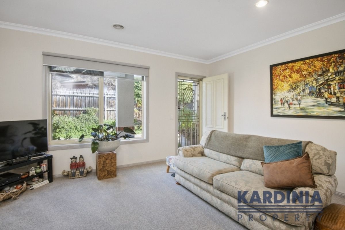 2/11 Cedarville Close, Highton VIC 3216, Image 1