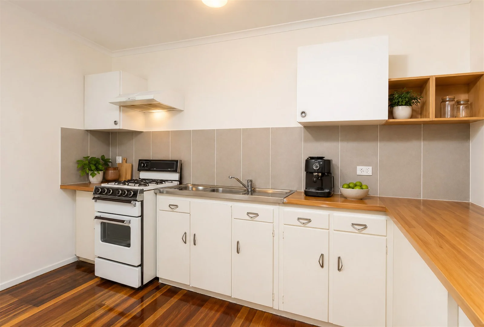 Additional image 4 of 2/27 Knowsley Street, Stones Corner QLD 4120