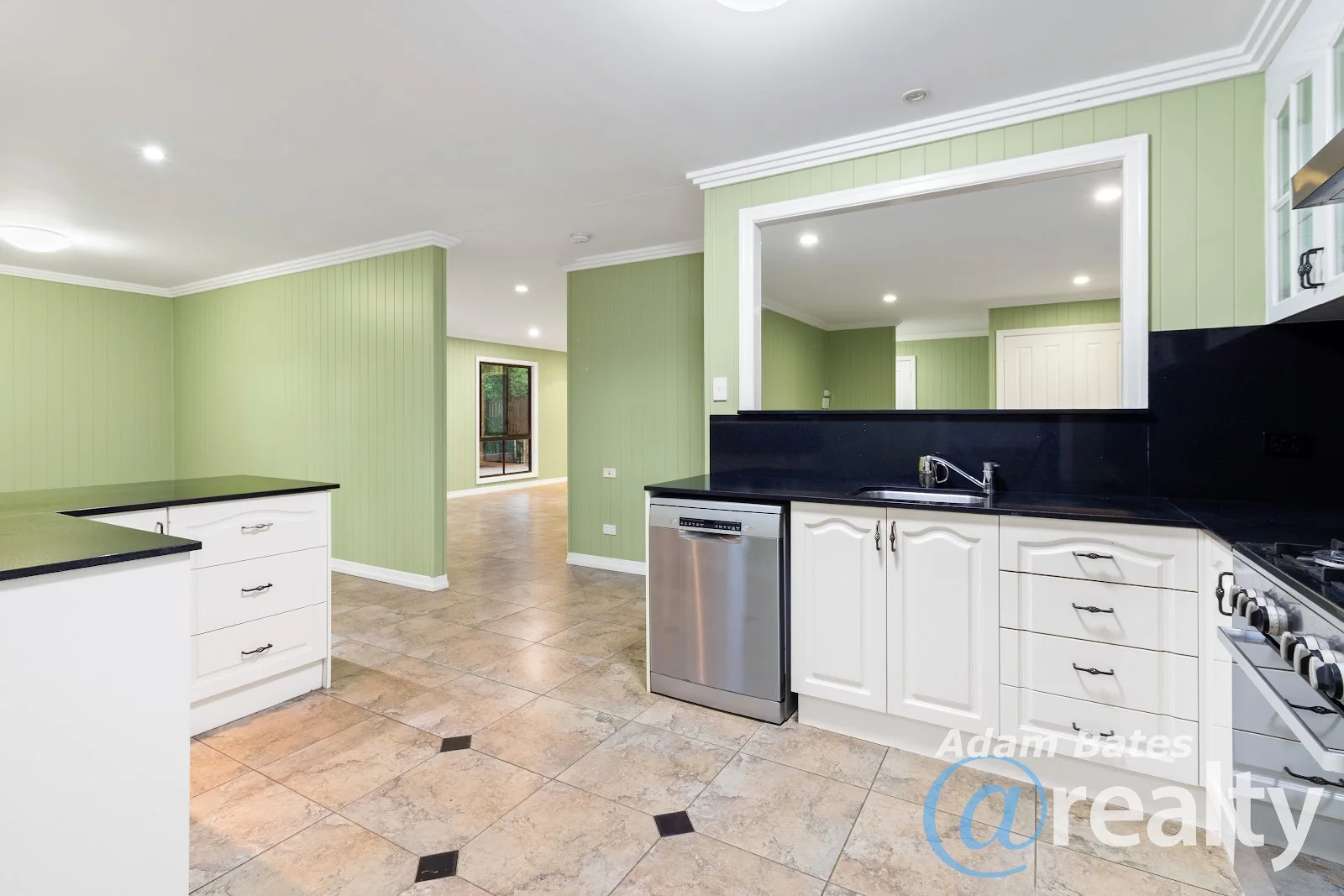 Additional image 8 of 40 Lenthall Street, Aldershot QLD 4650