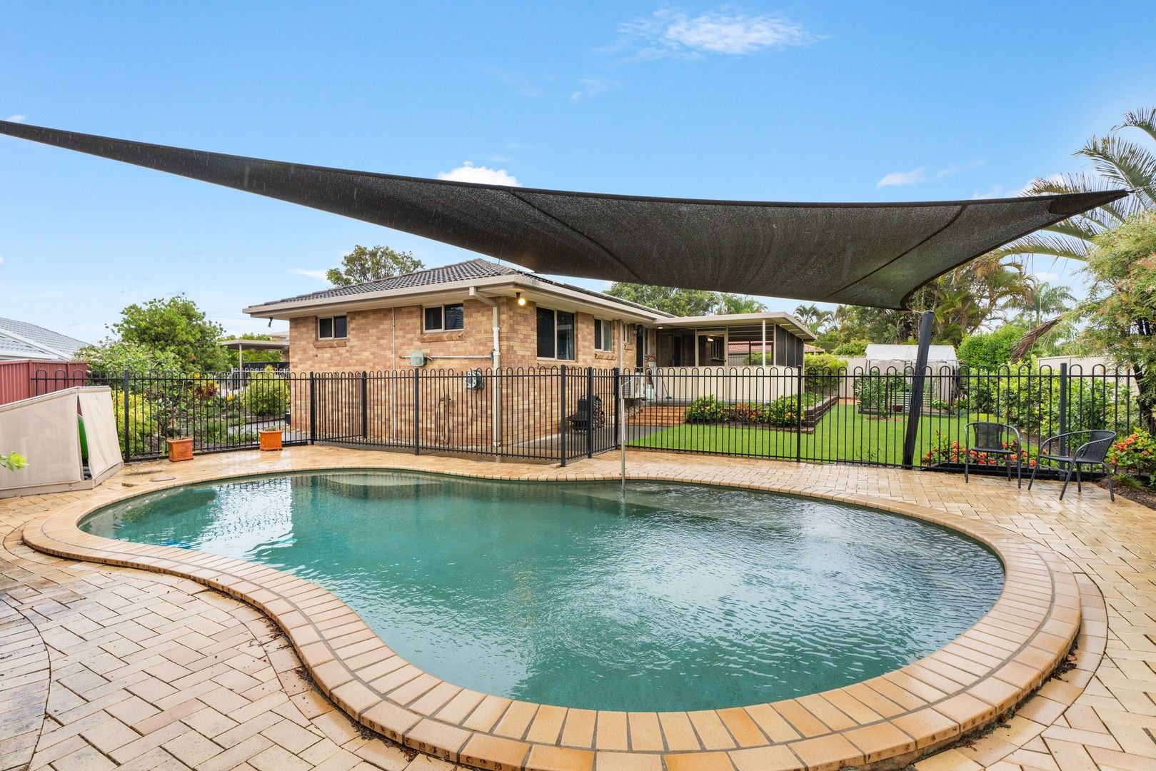 5 Pambula Court, Helensvale QLD 4212, Image 0