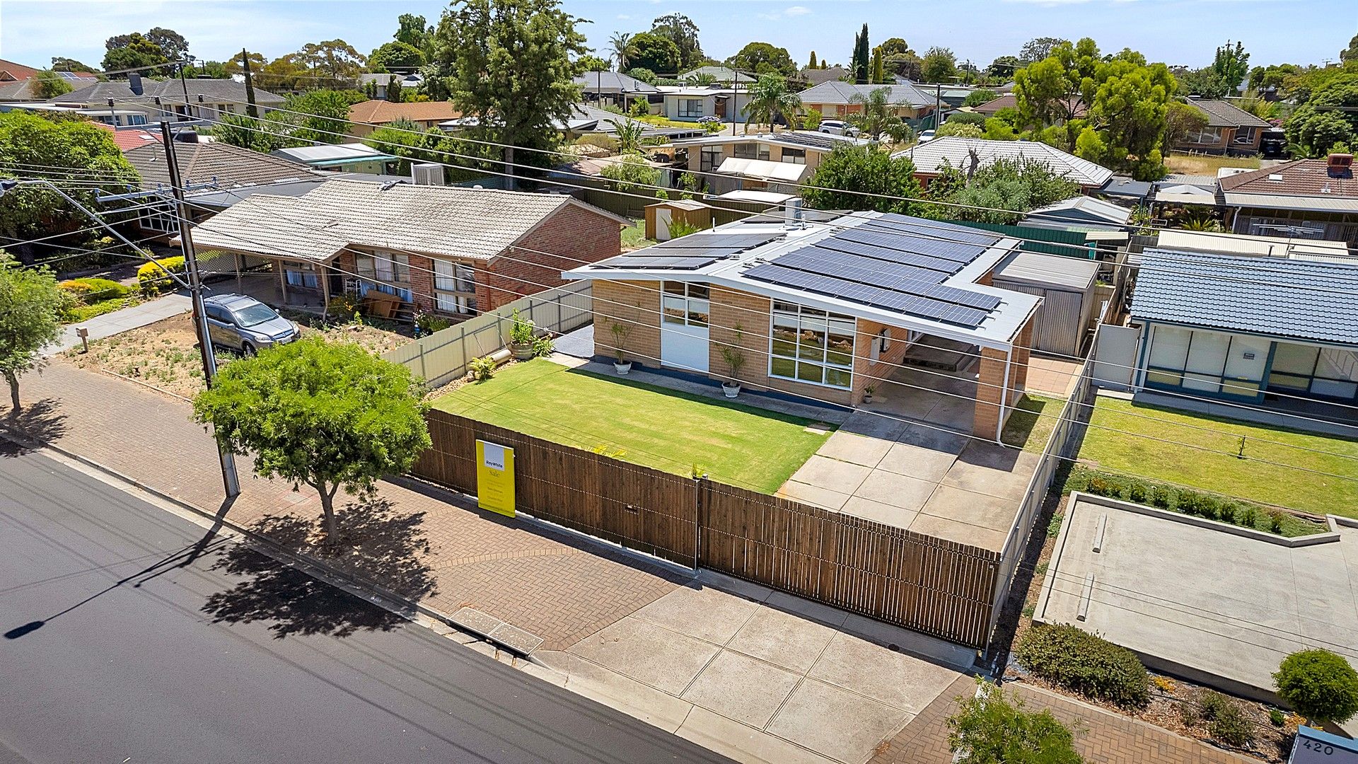 3 bedrooms House in 418 Montague Road MODBURY NORTH SA, 5092