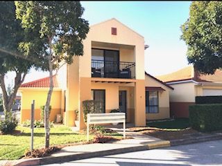 3 bedrooms Townhouse in 7/110 Scrub Road CARINDALE QLD, 4152