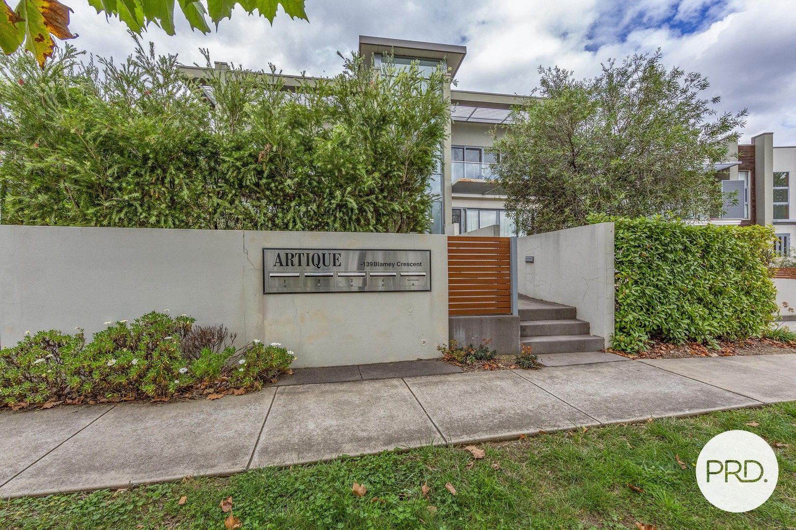3 bedrooms Apartment / Unit / Flat in 1/139-143 Blamey Crescent CAMPBELL ACT, 2612