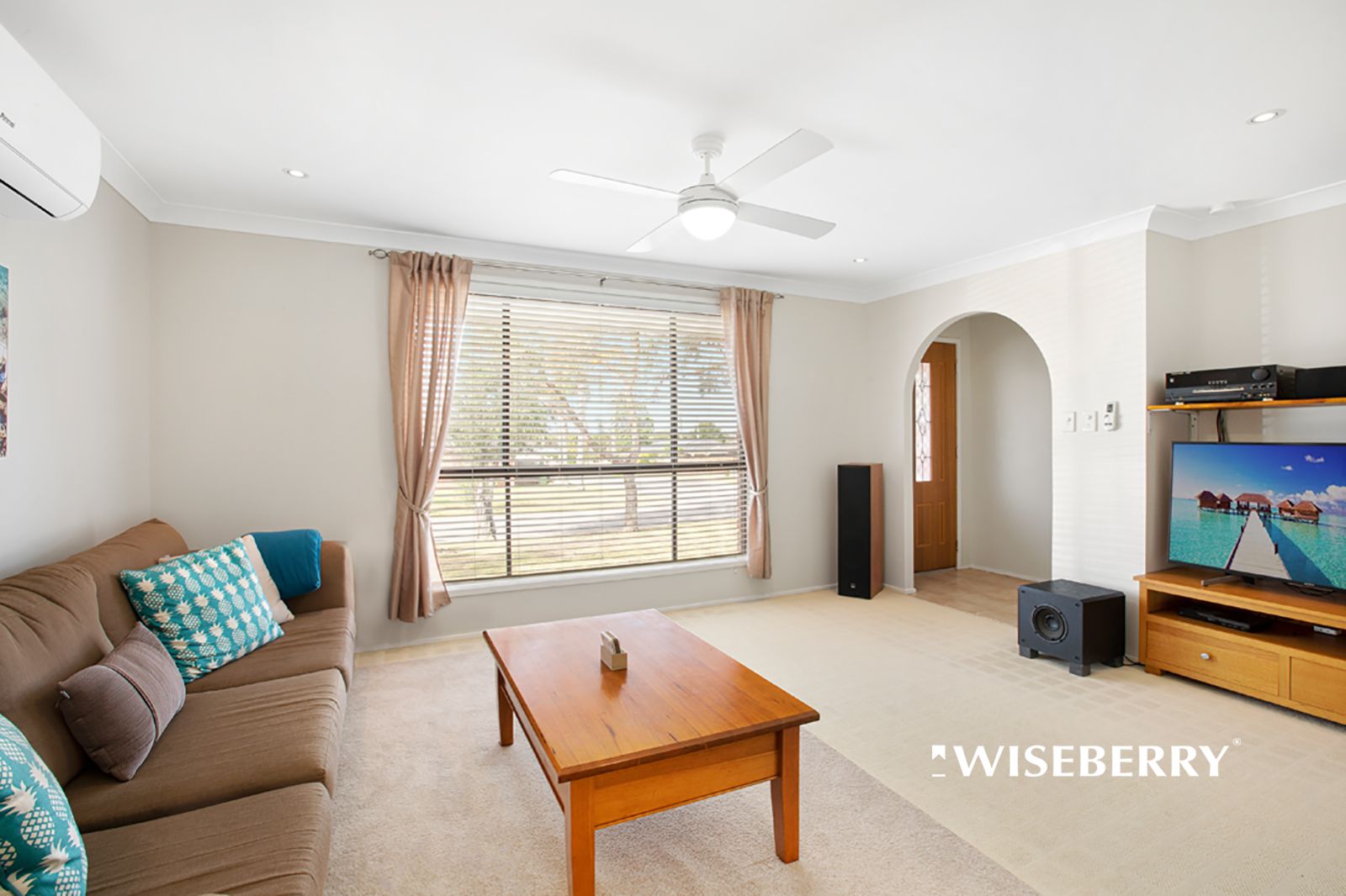 1 Telopea Close, Lake Haven NSW 2263, Image 2