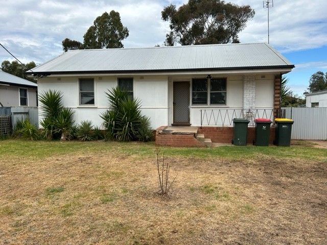 2A Whitton Street, Narrandera NSW 2700