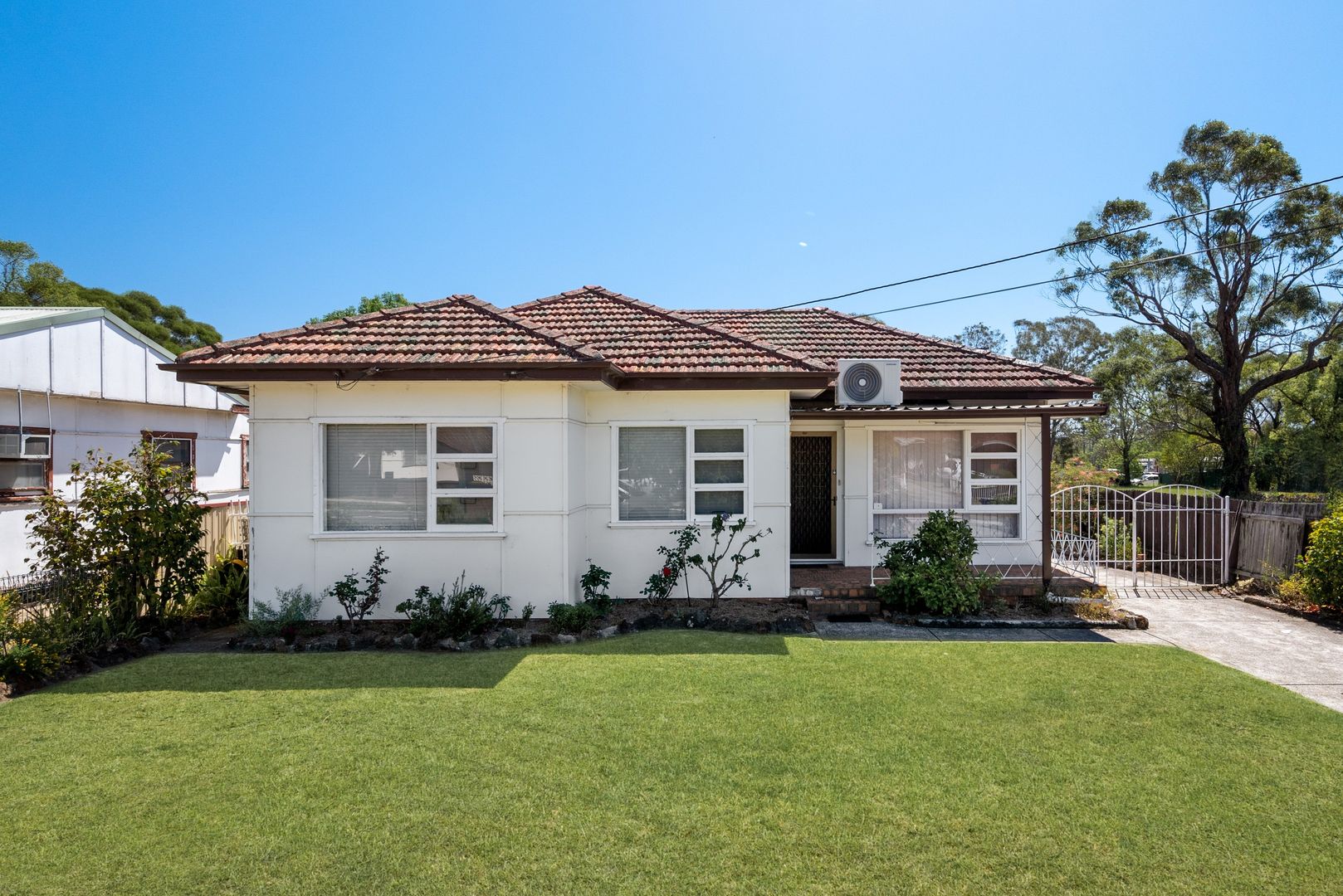 15 Nardoo Street, Ingleburn NSW 2565, Image 1