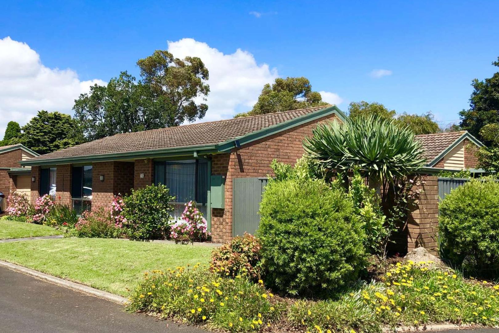 1 Glenden Retreat, Cheltenham VIC 3192 House For Rent 550 Domain