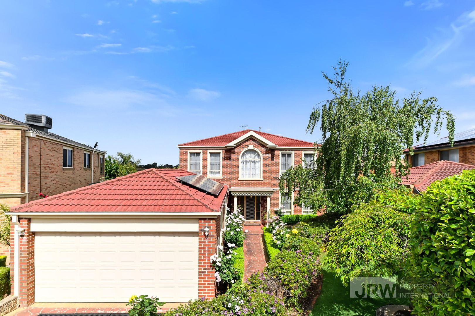 15 Lockens Avenue, Glen Waverley VIC 3150, Image 2