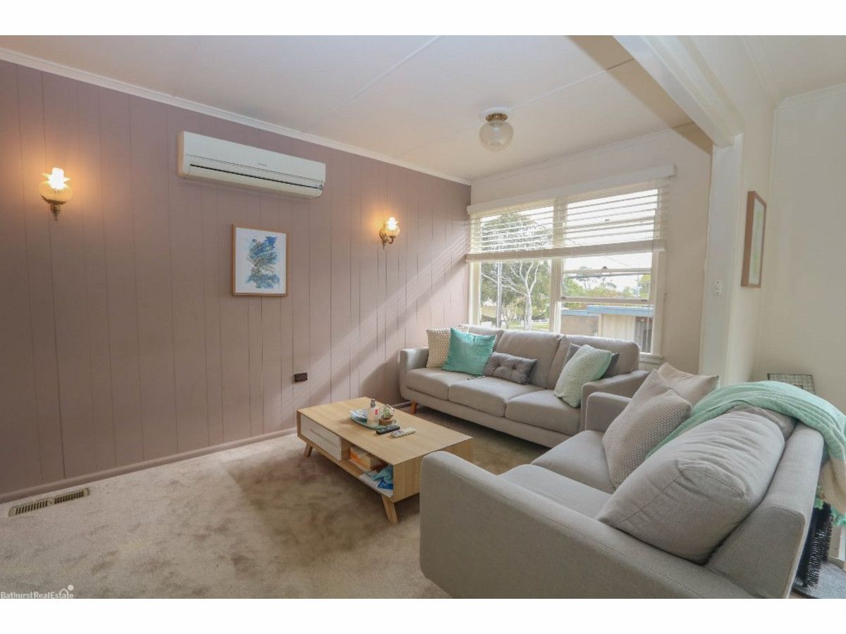 33 Brilliant Street, South Bathurst NSW 2795, Image 1