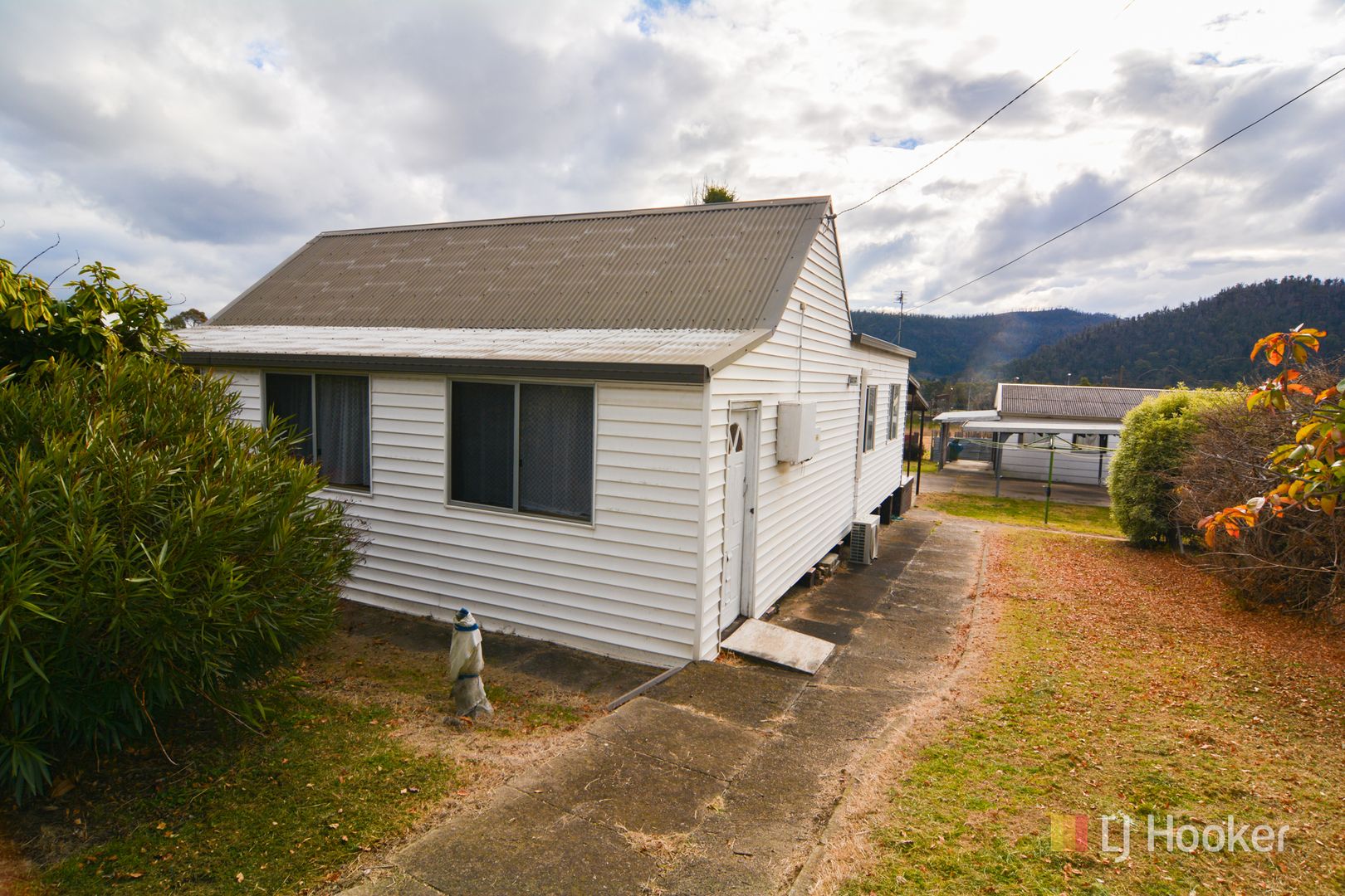 2 bedrooms House in Lot 76 Chifley Road LITHGOW NSW, 2790