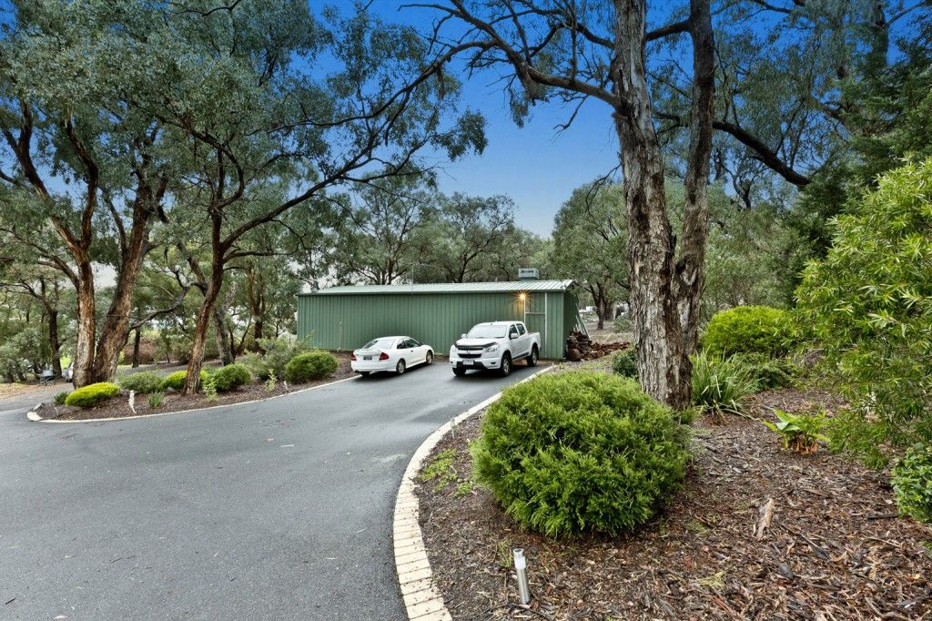 71 Ashley Road, Yarrambat VIC 3091, Image 2