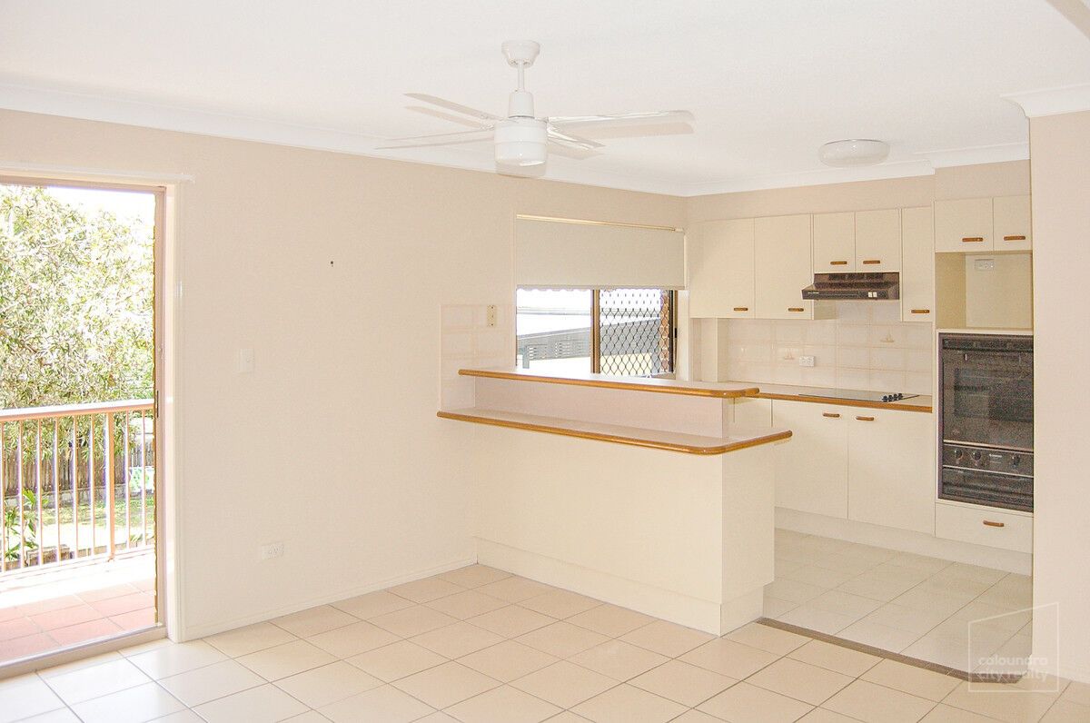 2/9 Saltair Street, Kings Beach QLD 4551, Image 2